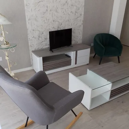 Neuf 65 M2 Lumineux Au Calme Balcon Et Parking アパート *